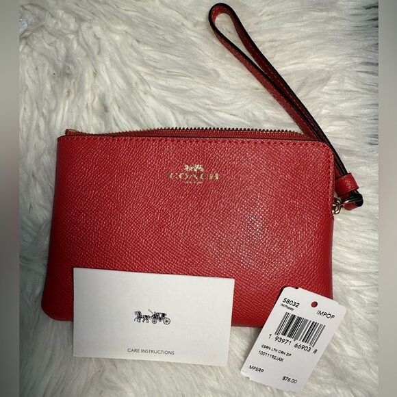 COACH Berry Coral Corner Zip Wristlet NWT Leather Clutch with Strap - Picture 9 of 17